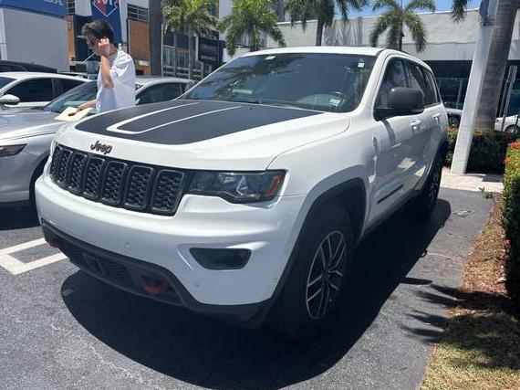 JEEP GRAND CHEROKEE 2020 1C4RJFLG7LC232095 image